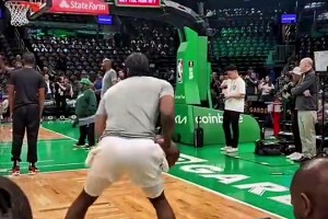 杨毅：很多人还是低估了哈登的组织能力 还把他定义为一个得分手